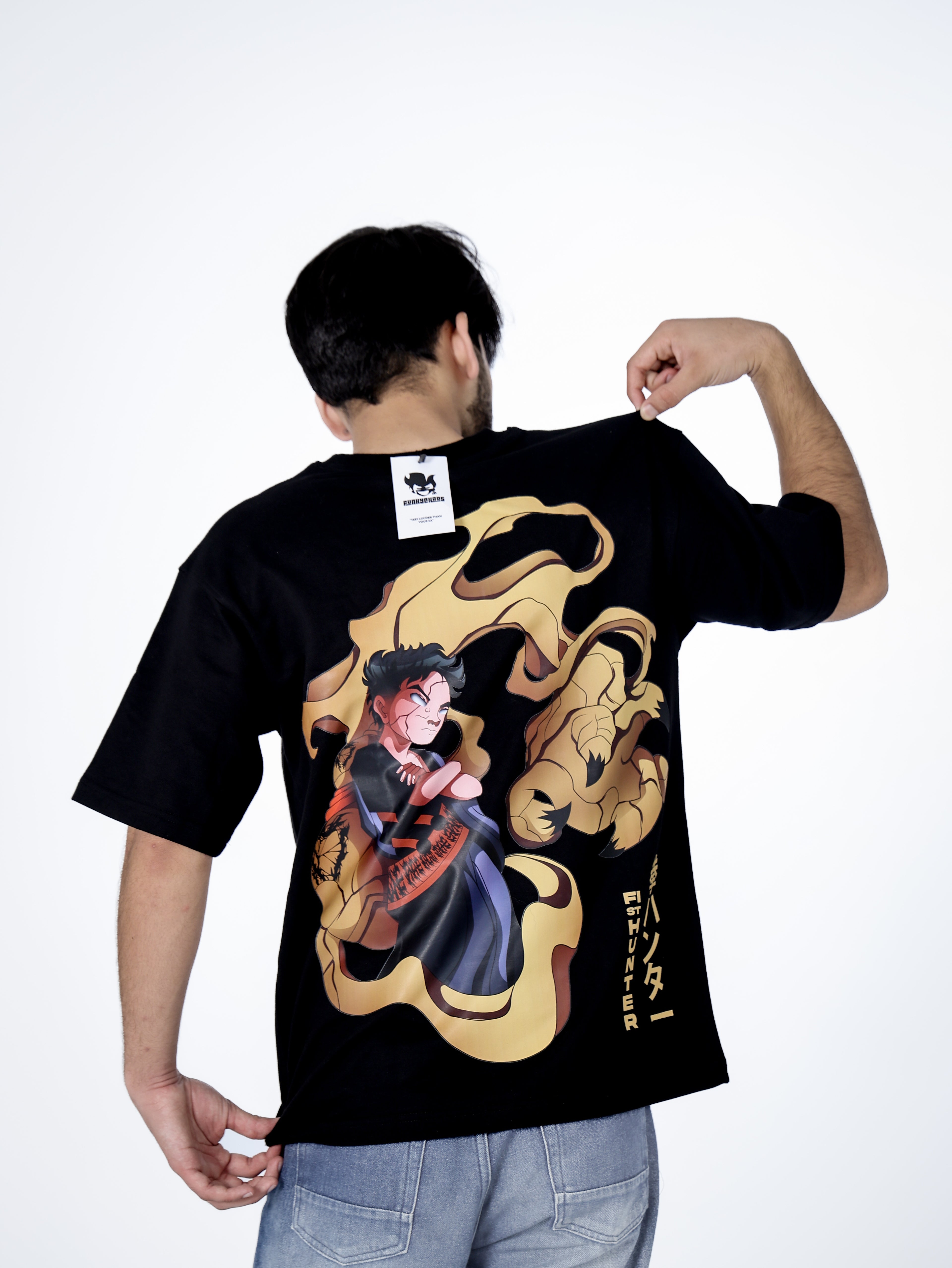 FIST HUNTER GRAPHIC PRINTED OVERSIZED TEE UNISEX FIT